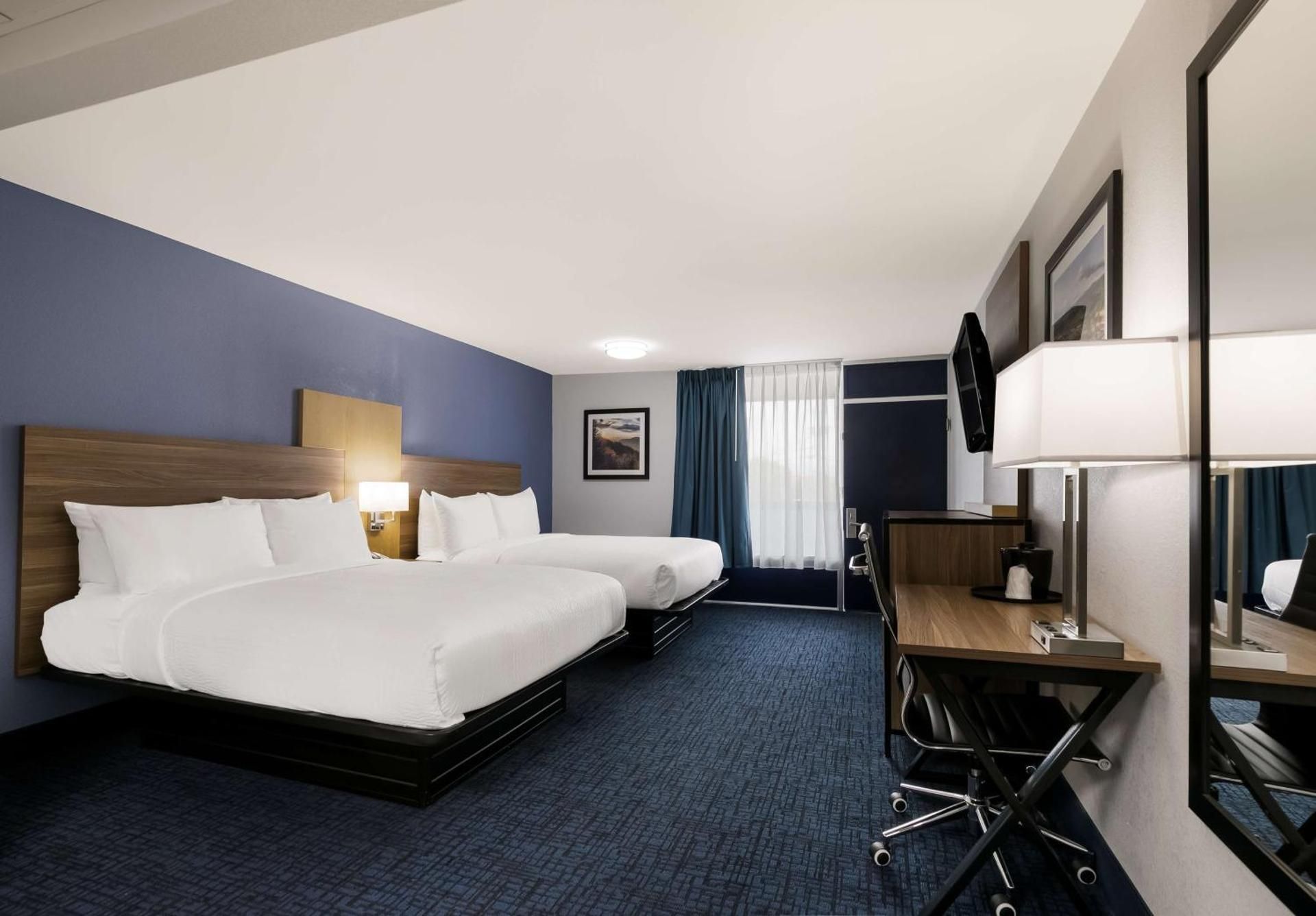 Queen Room with Two Queen Beds Kitchenette - Non-Smoking