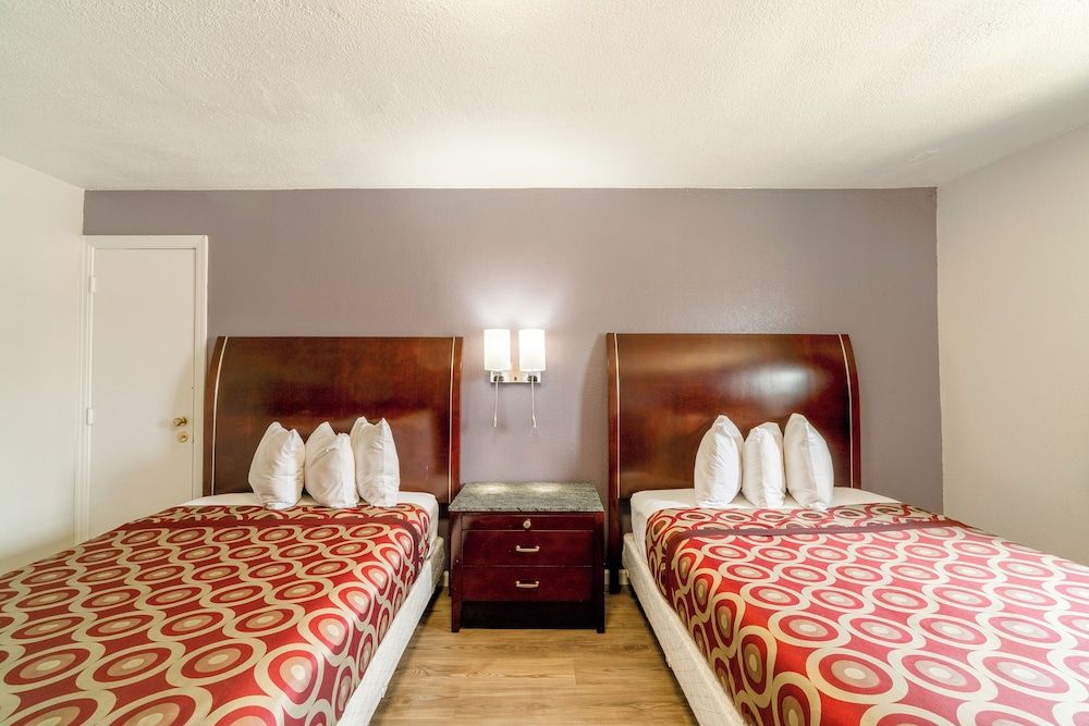 Economy Inn By OYO, Lamesa TX Room, 2 Double Beds, Non Smoking 2