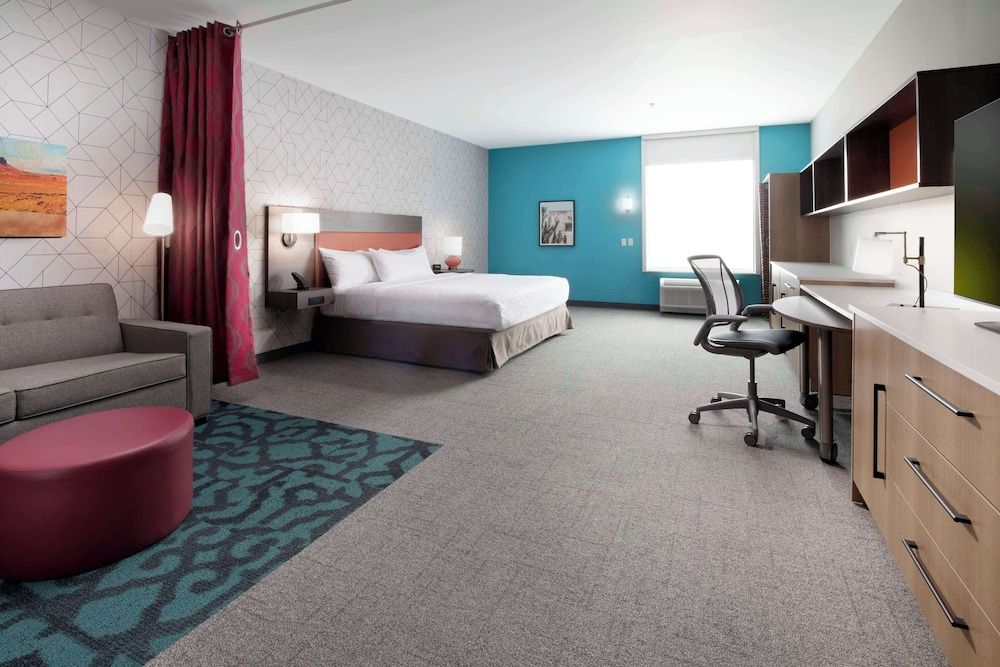 Studio, 1 King Bed, Accessible, Bathtub (Mobility & Hearing)