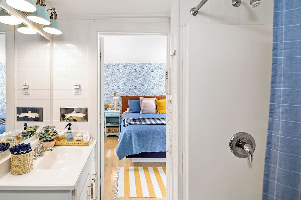 Superior Double Room, 1 Queen Bed, Pool Access