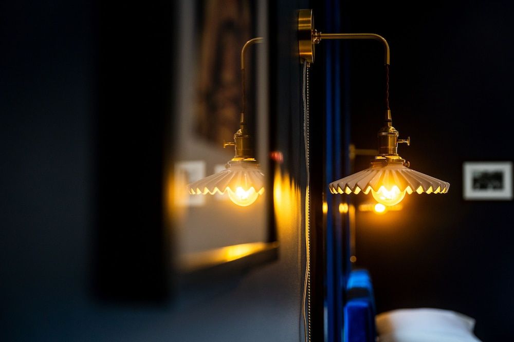 The Hotel Melrose Deluxe Double Room, 2 Queen Beds 8