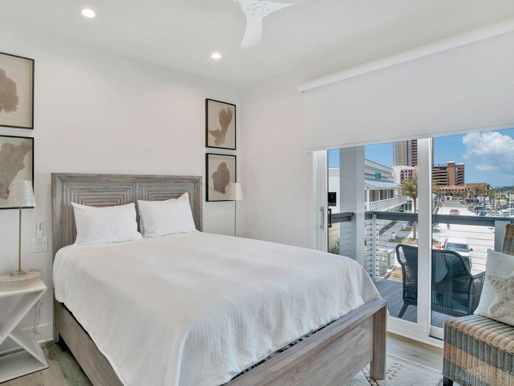 House, Multiple Beds, Pool Access, Ocean View (#4)