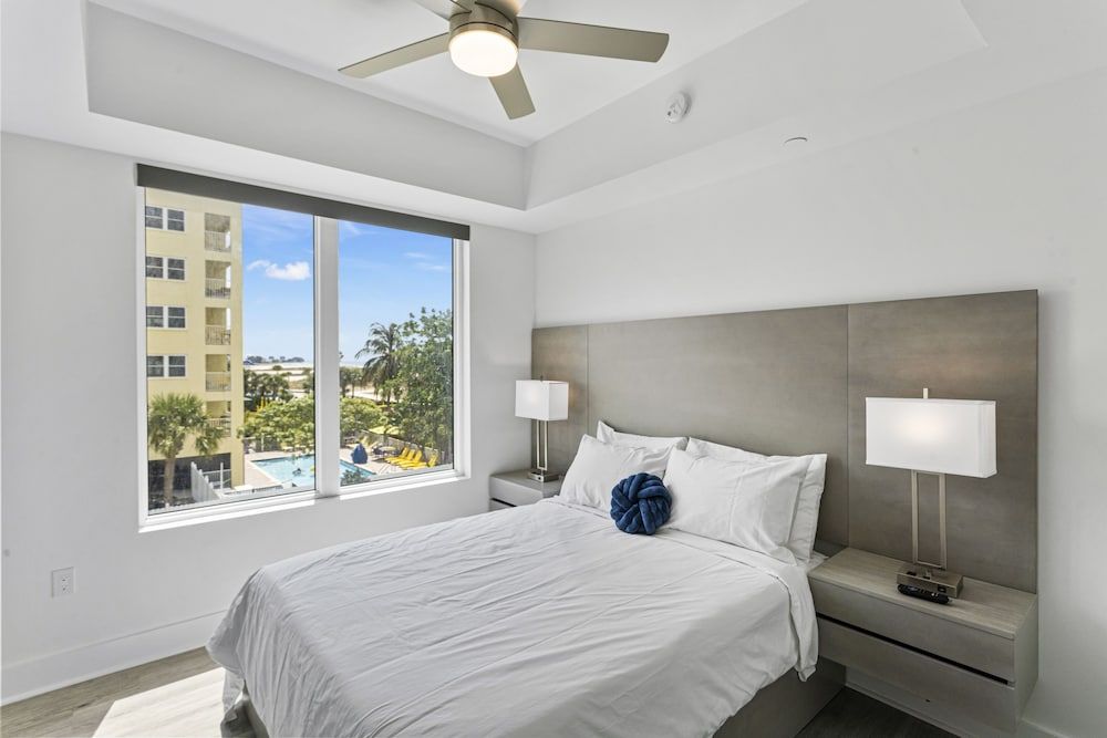 Ocean Club Treasure Island Hotel Junior Suite, 2 Bedrooms, Ocean View 3