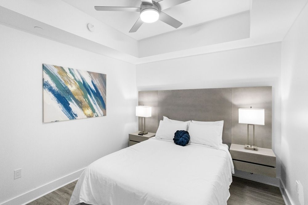 Ocean Club Treasure Island Hotel Classic Suite, 2 Bedrooms, Ocean View 6