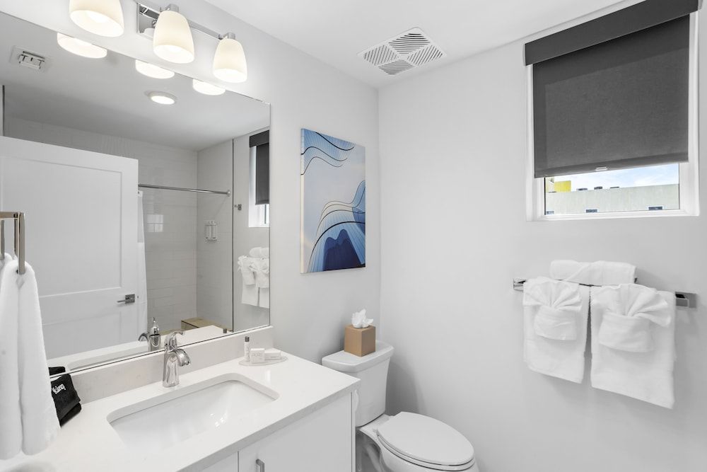 Ocean Club Treasure Island Hotel Junior Suite, 2 Bedrooms, Ocean View 17