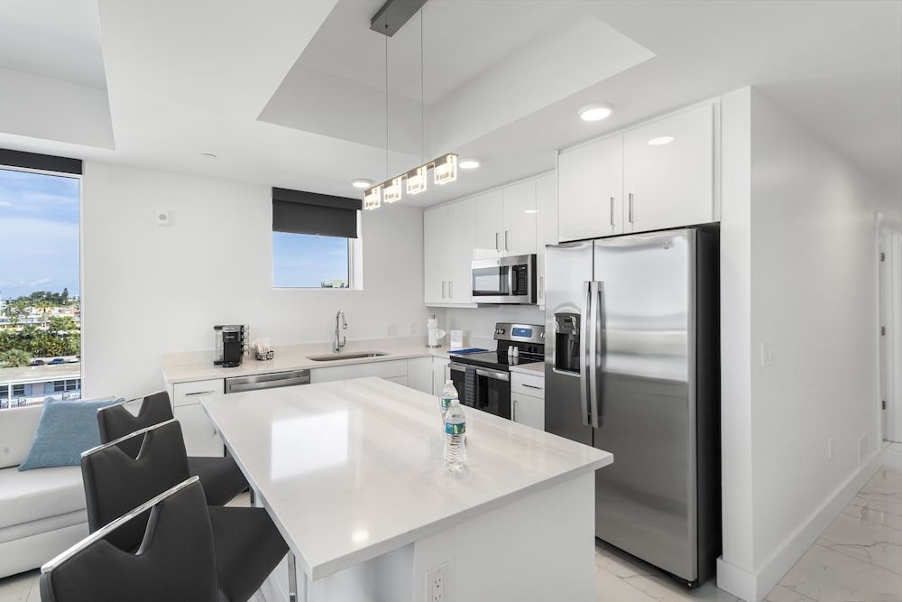 Ocean Club Treasure Island Hotel Deluxe Suite, 2 Bedrooms, Ocean View 8