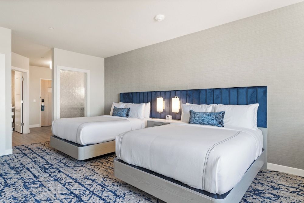 Standard Room, 2 Queen Beds, Accessible (Communications)