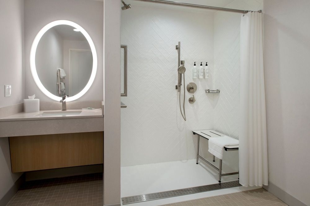 TownePlace Suites by Marriott Portland Airport ME Suite, 1 Bedroom (Hearing Accessible) 4