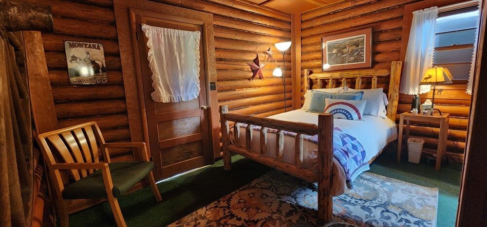 Traditional Cabin