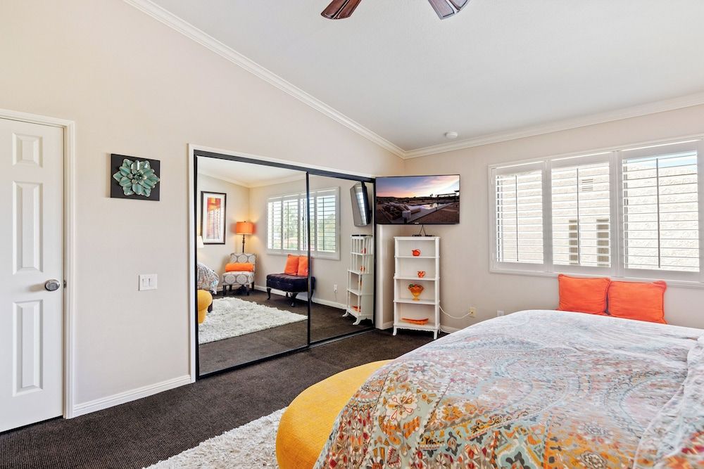 Townhome, Multiple Beds, Patio, Garden View (Sunkist at 411)