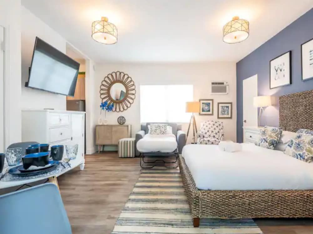 PRAIA Hotel Boutique Miami Beach Luxury Studio Suite 3