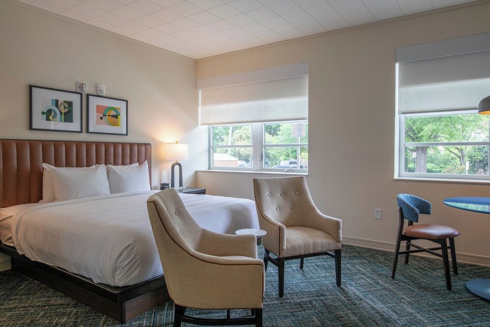 The Holbrook Hotel ADA King Deluxe