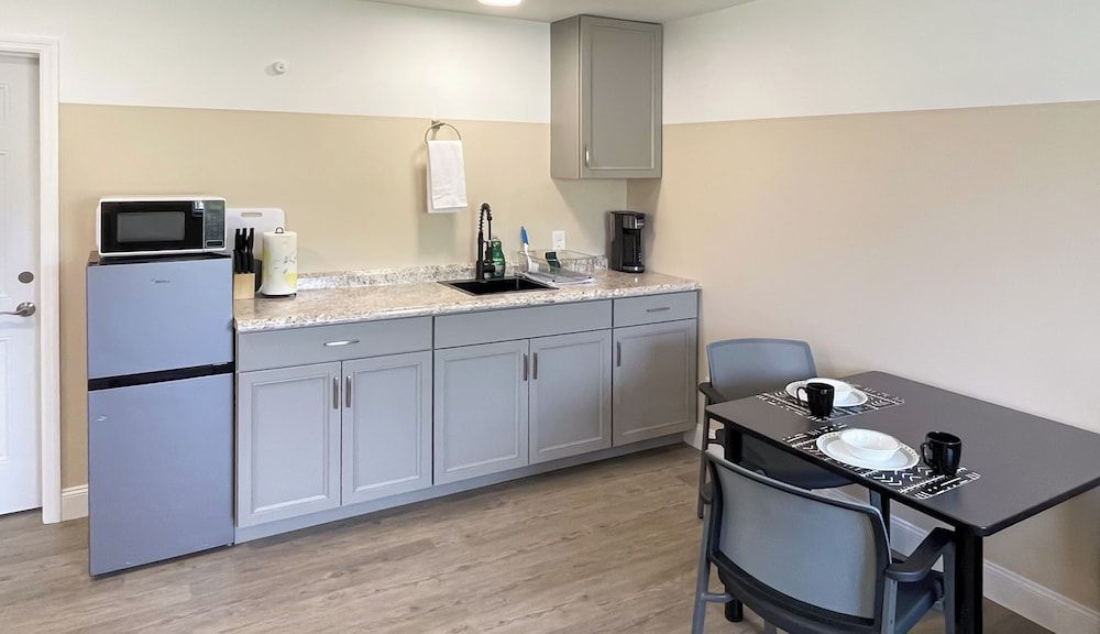 Lazy Cuckoo Inn Standard Apartment 4