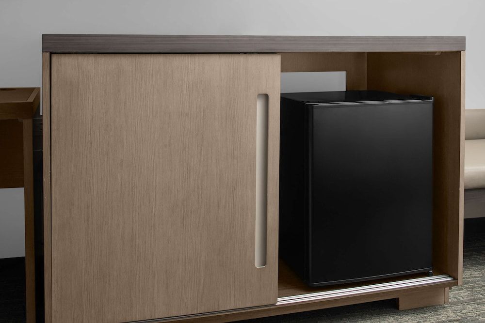 Hyatt House Lansing University Area Room, 2 Queen Beds (Den) 5