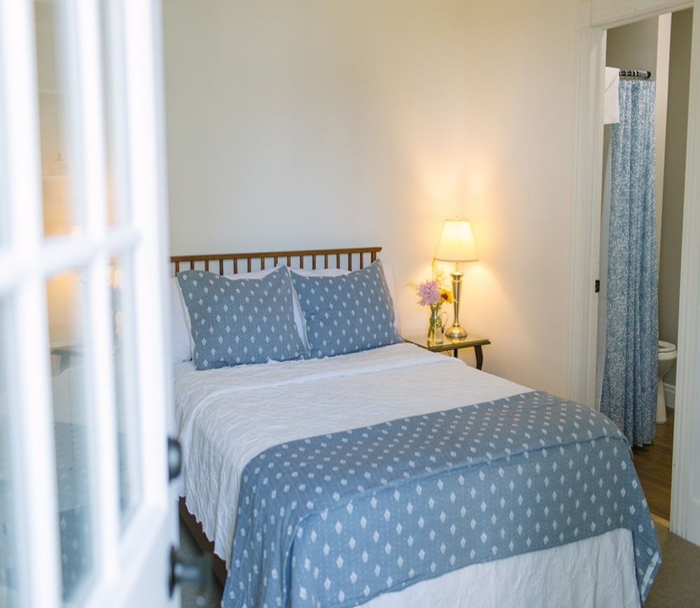 Admirals Quarters Inn