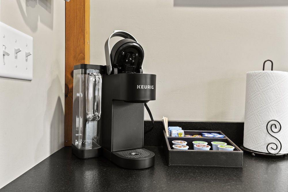 Brook Bound Inn Superior Suite 13