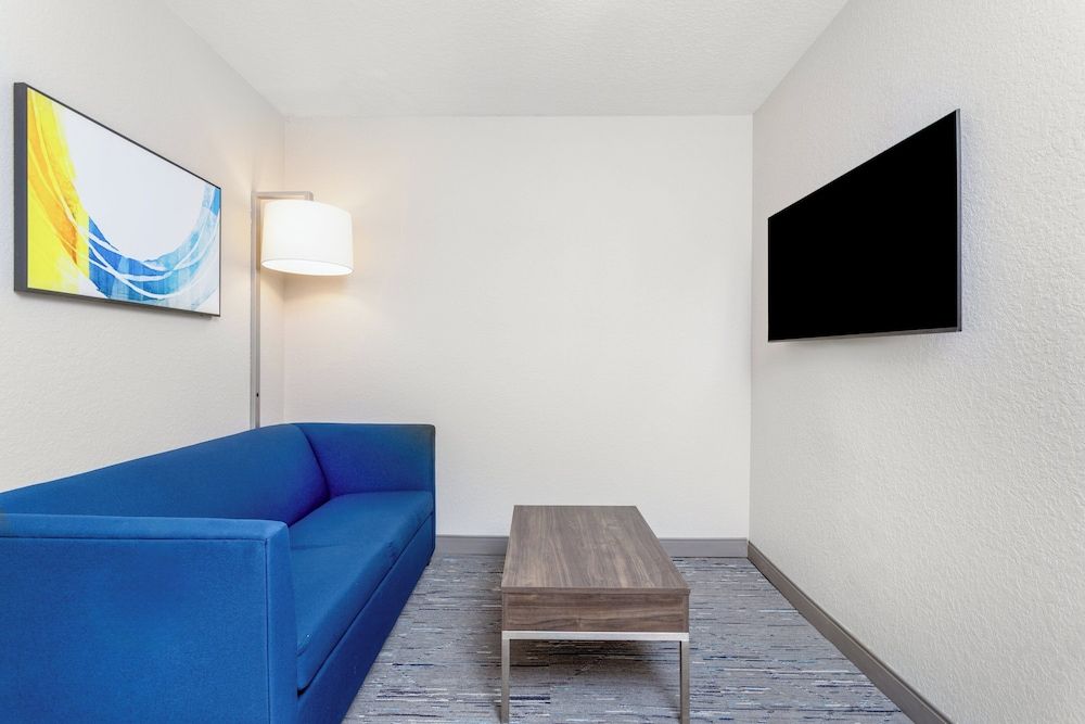 Holiday Inn Express & Suites Ormond Beach - North Daytona by IHG Suite, 1 Bedroom 4