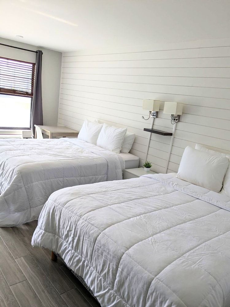 2 Full Beds, Non-Smoking