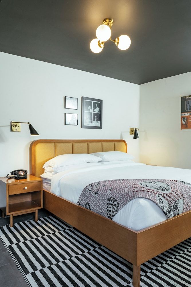Irma Thomas Room
