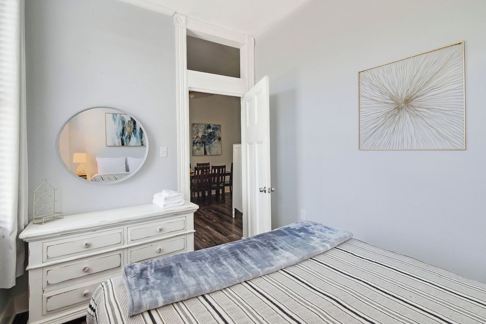The Strand Getaway