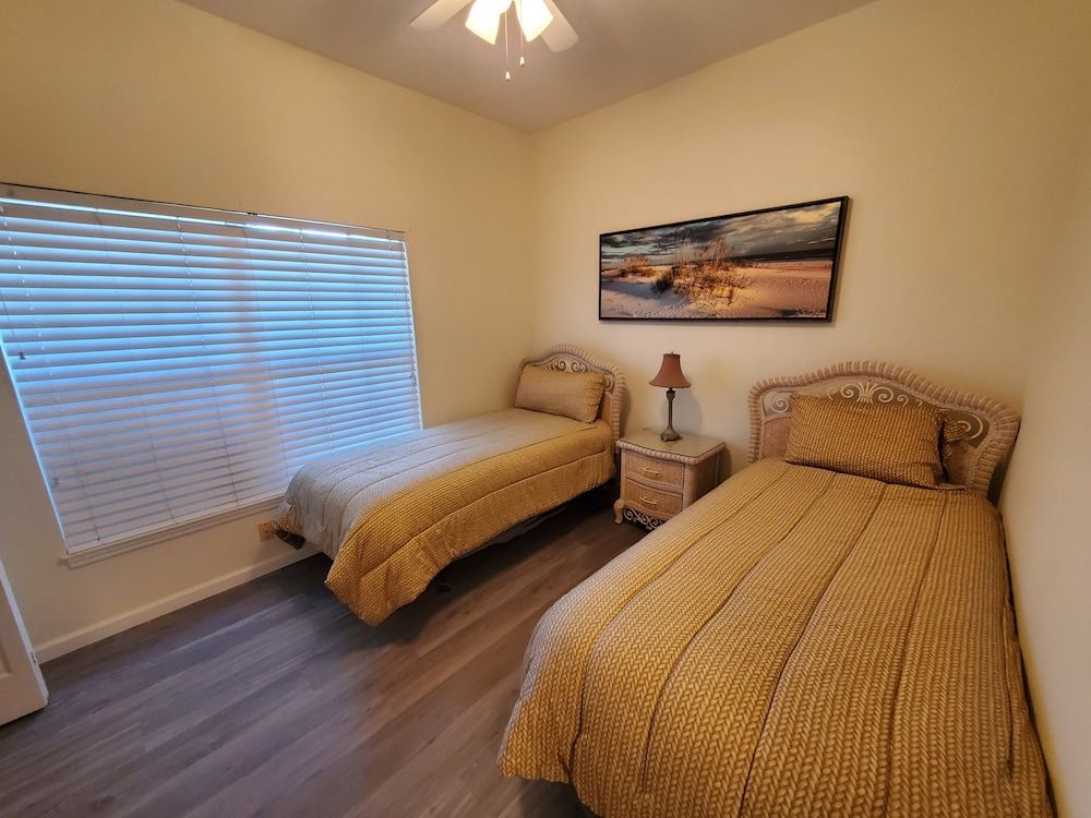 Condo, Multiple Beds, Pool Access, Pool View