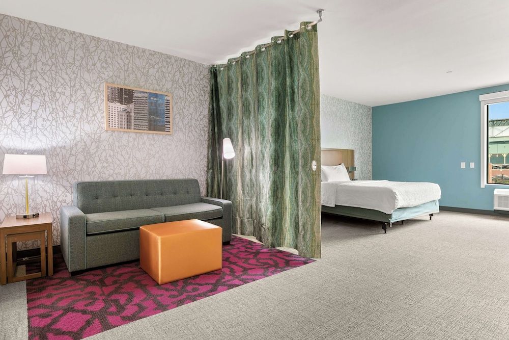 Home2 Suites by Hilton Phoenix Downtown