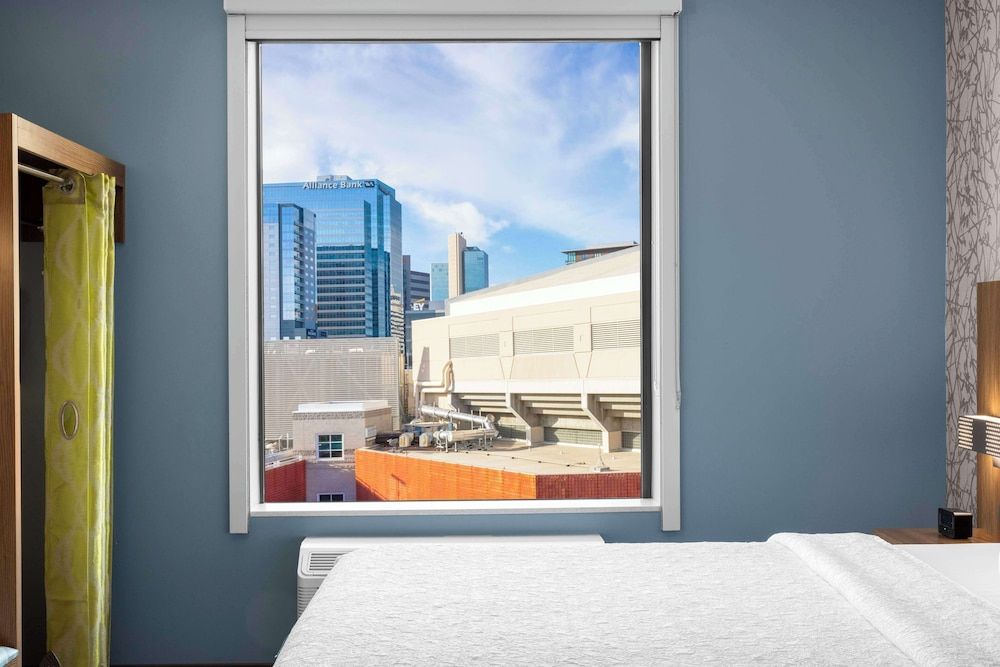 Home2 Suites by Hilton Phoenix Downtown Studio, 1 King Bed 2
