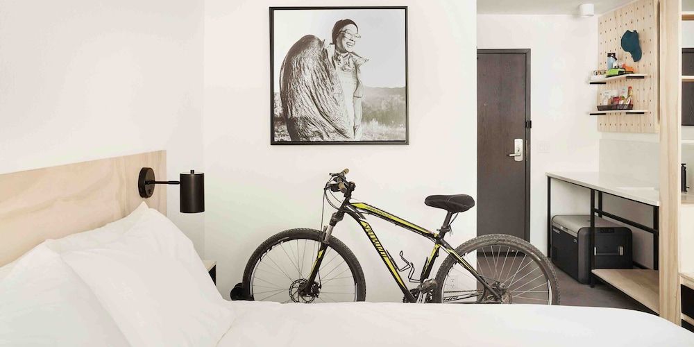 Field Station Joshua Tree Room (Classic Van Life Post)