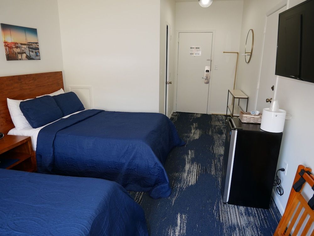 Standard Room, 2 Double Beds
