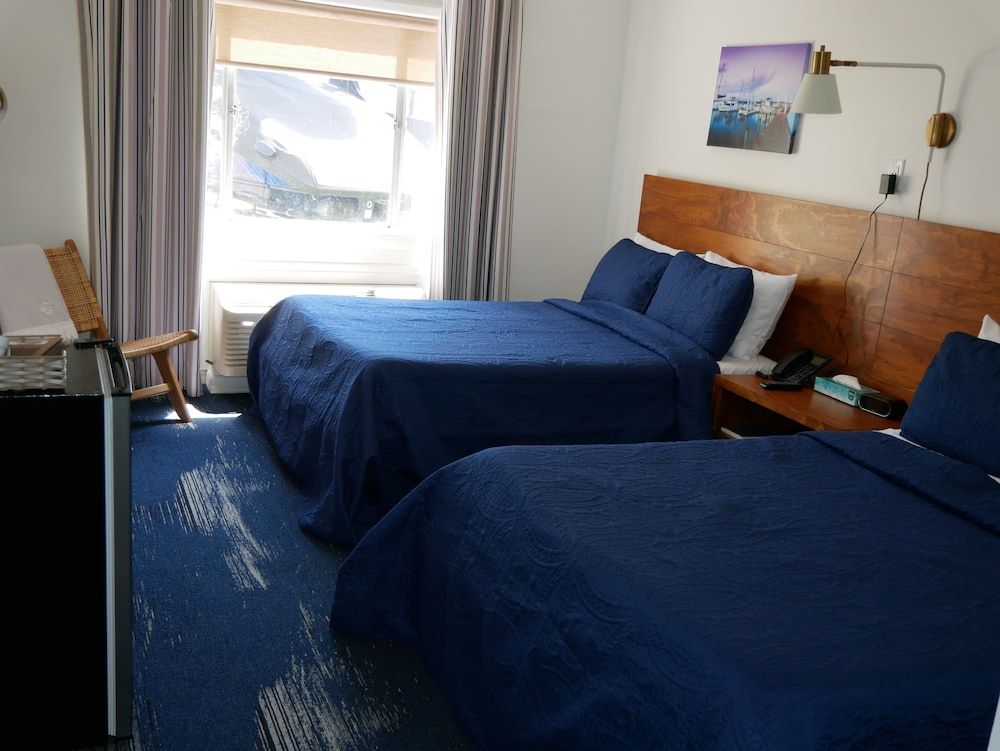 Standard Room, 2 Double Beds