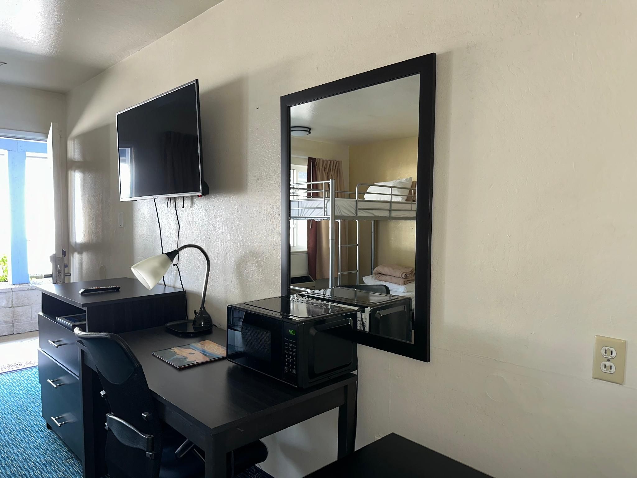 Family Room with 1 Queen Bed and 1 Bunk Bed