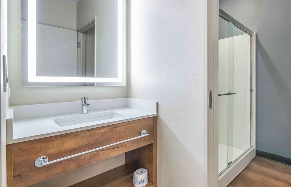 Extended Stay America Premier Suites - Reno - Sparks Standard Studio, 1 King Bed, Non Smoking, Refrigerator & Microwave 3