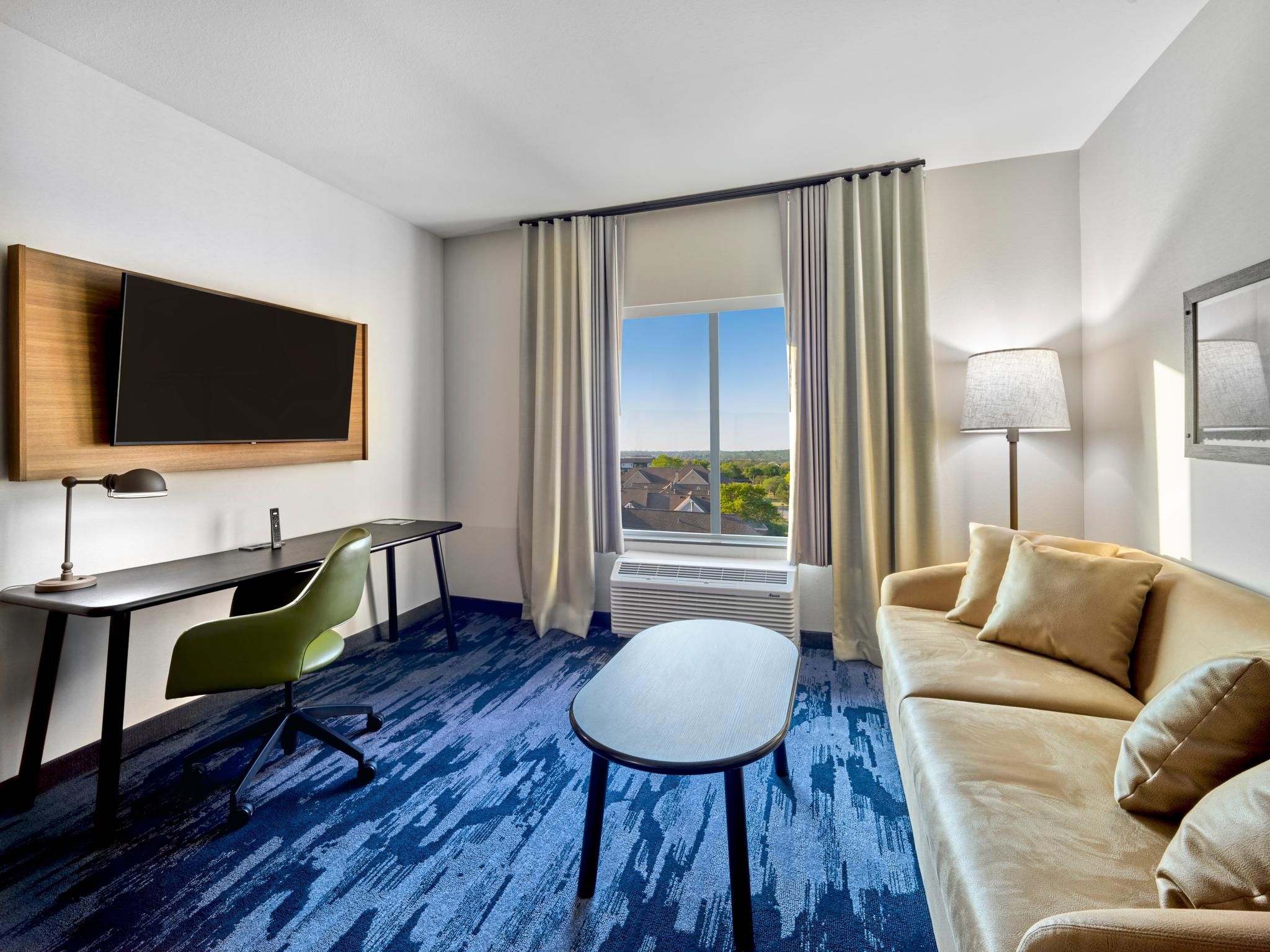 Extended, Suite, 1 King, Sofa bed