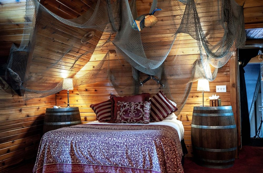 Room (Pirates Paradise)