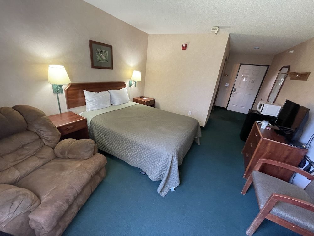 Hotel Yuma Standard Room 4