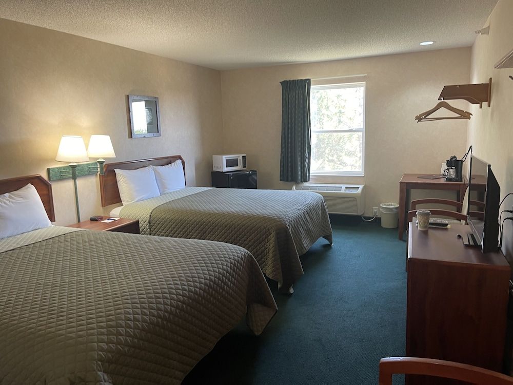 Hotel Yuma Family Room 2