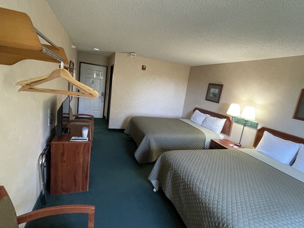 Hotel Yuma Family Room 4