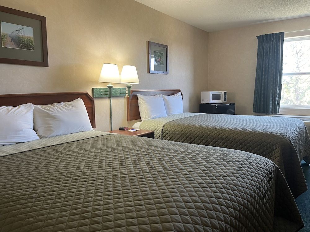 Hotel Yuma Family Room 3