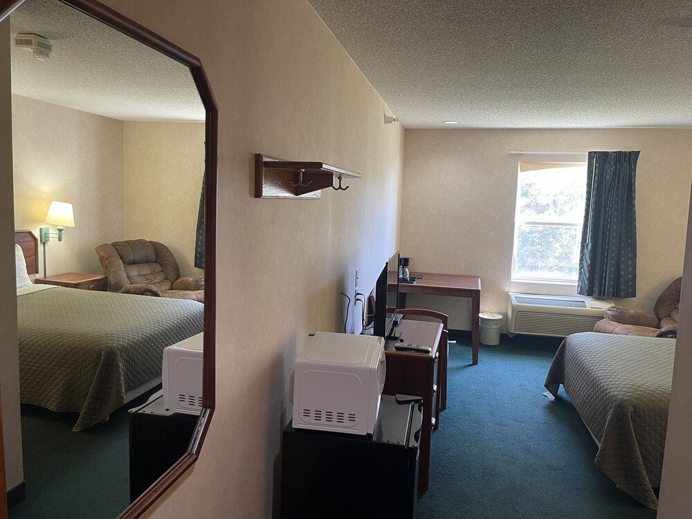 Hotel Yuma Standard Room 3