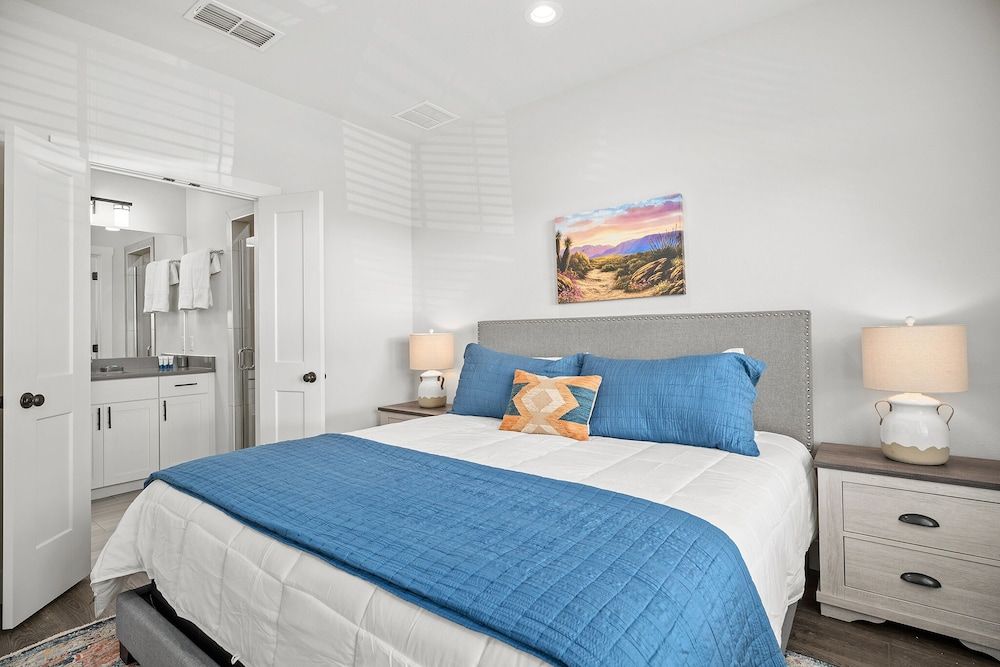 Condo, 1 King Bed, Patio, Garden View