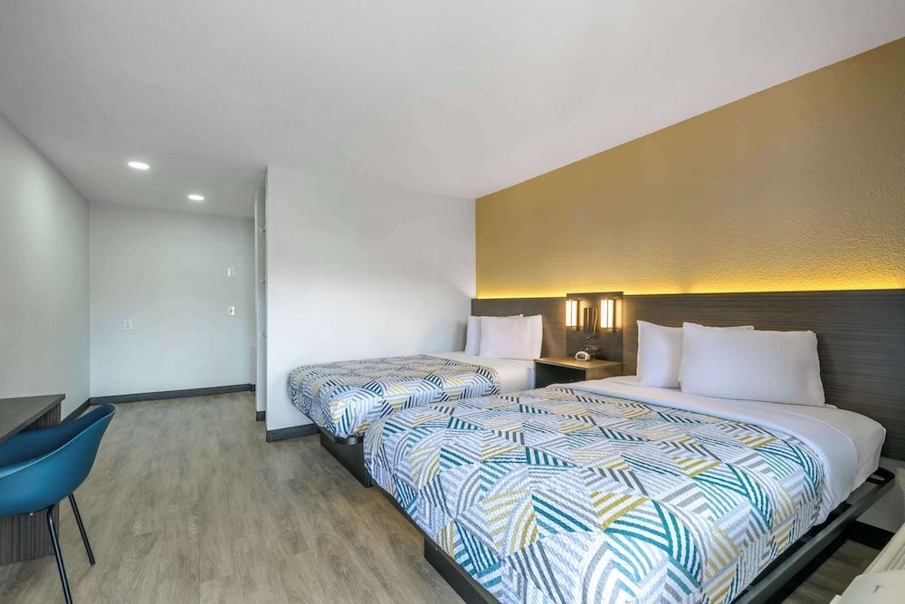 Standard Room, 2 Double Beds, Accessible, Non Smoking