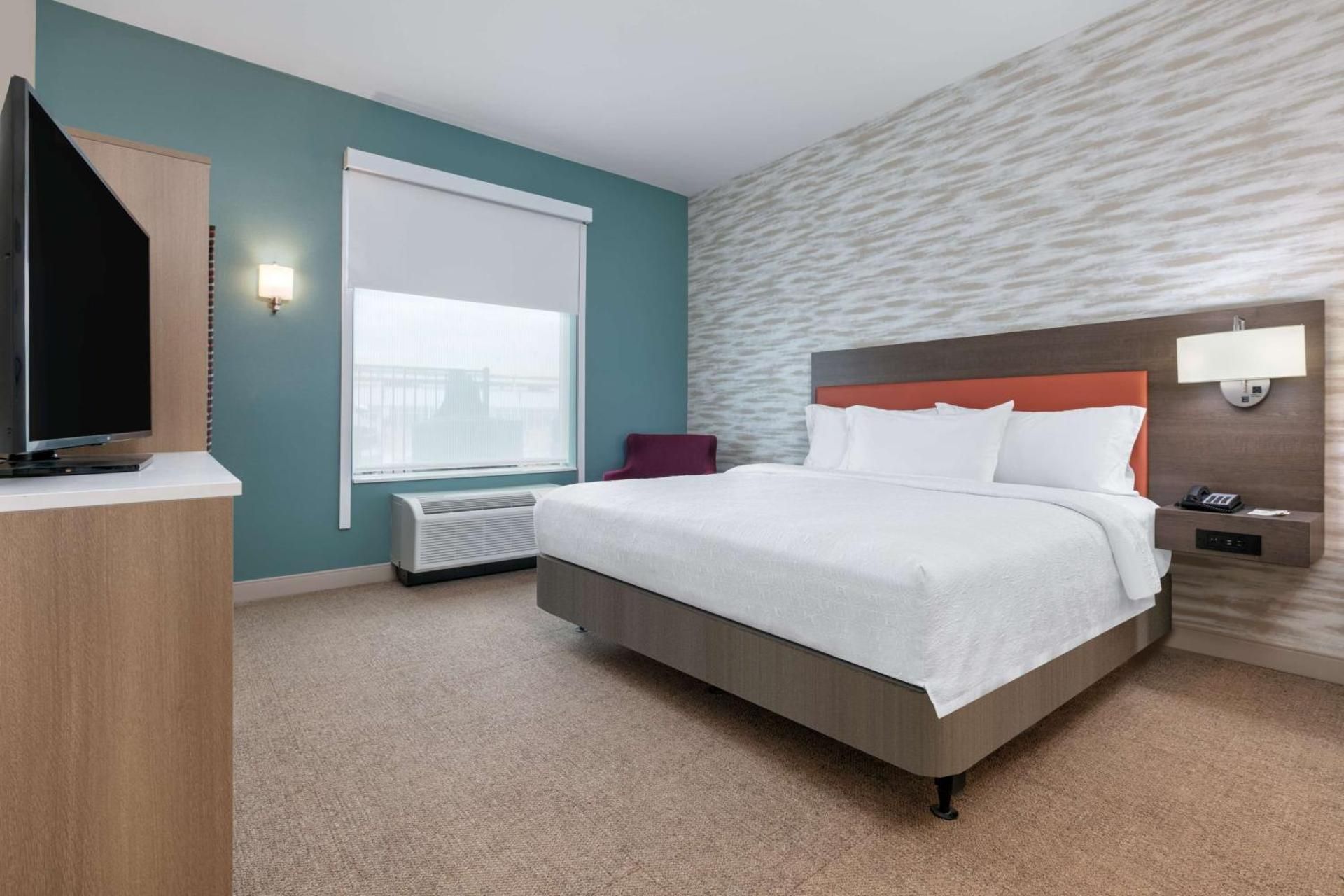 1 King Hearing Accessible Studio Suite