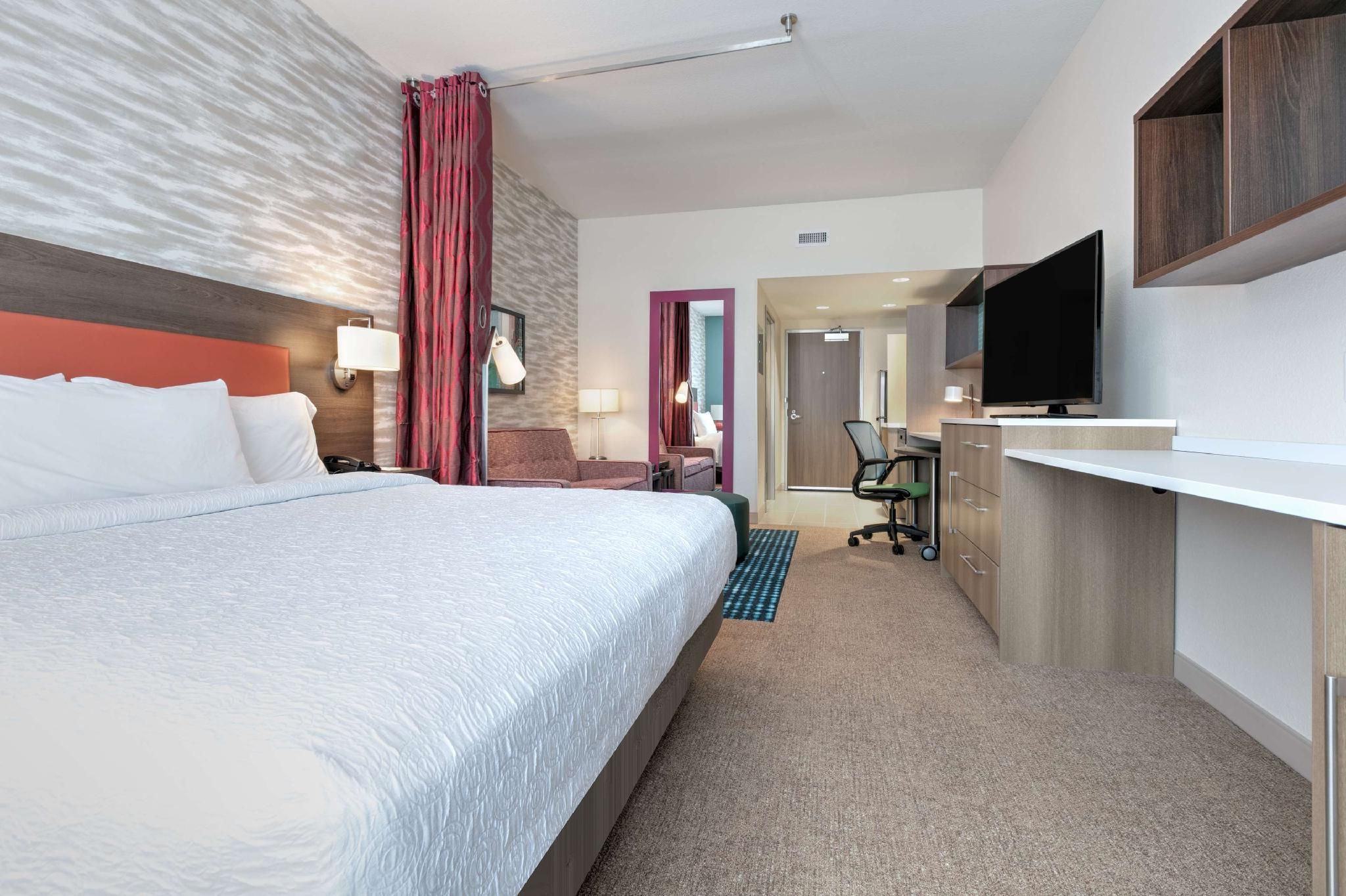 1 King Bed Studio Suite