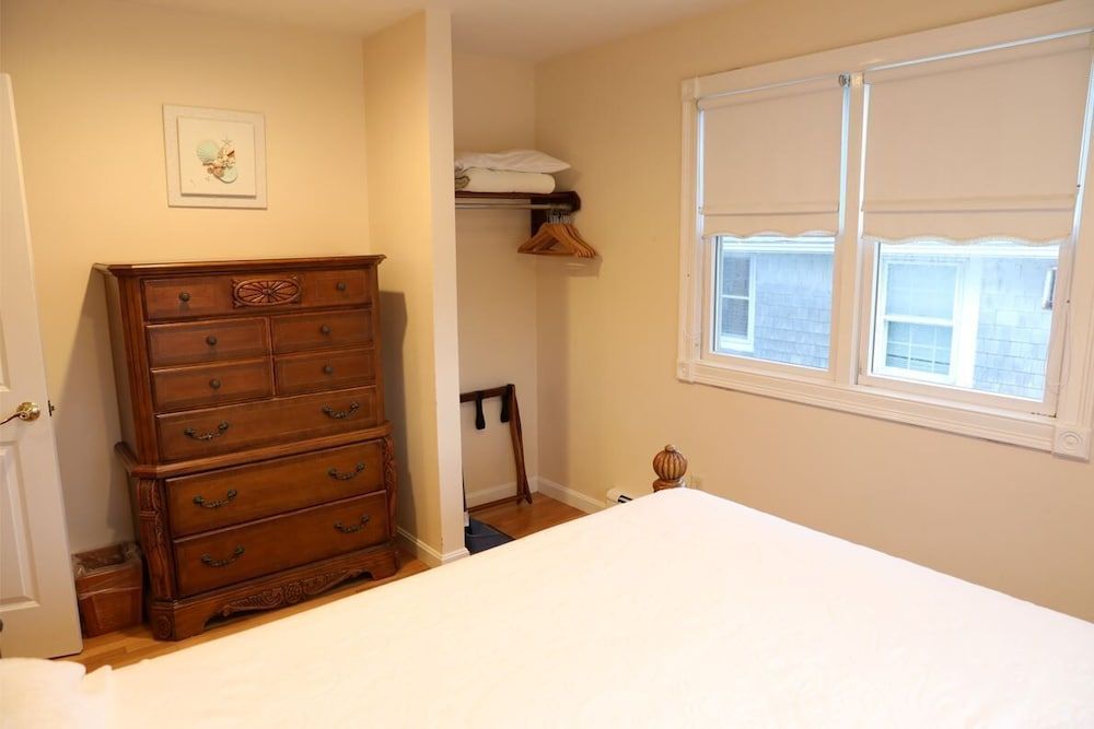 Premium Suite, 2 Queen Beds with Double Sofa Bed, Private bathroom, Partial Ocean View, 2 Bedrooms