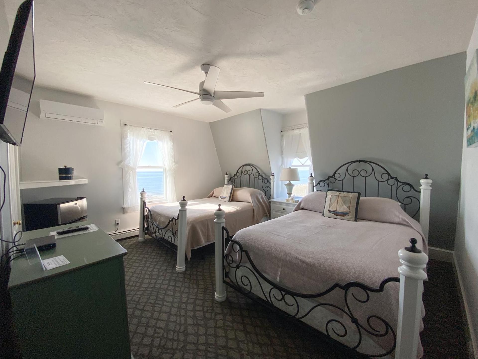 Queen Room with Two Queen Beds & Oceanfront  203
