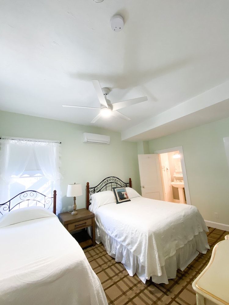 Standard Triple Room, Private Bathroom (Room 111)