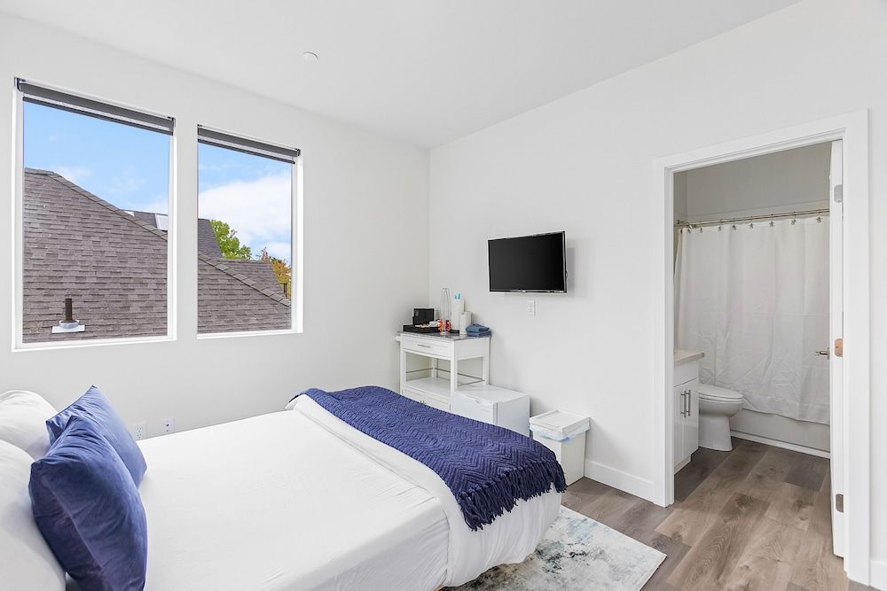 Classic Single Room