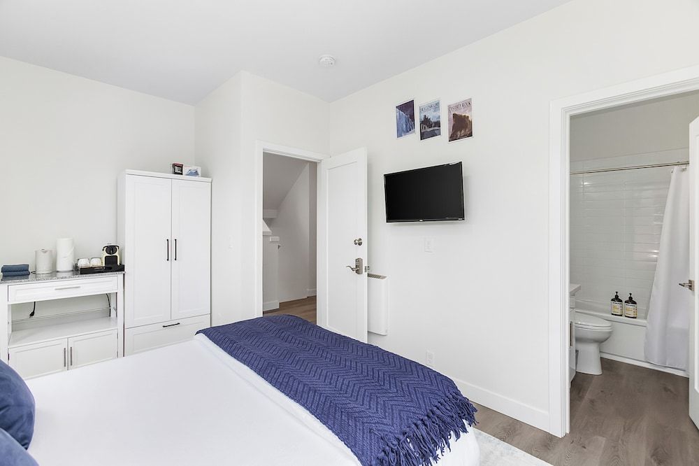 Martell's Sunspear Sweet Suite Basic Studio Suite 2