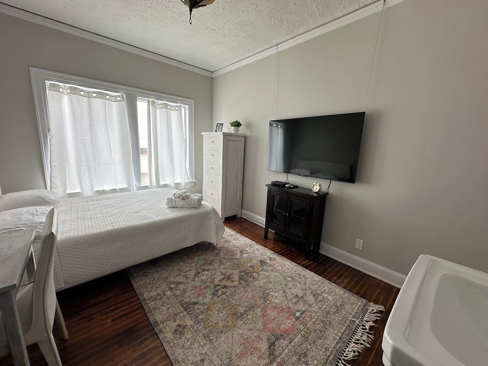 The Vurpillat Beachfront Hotel Small Studio 5