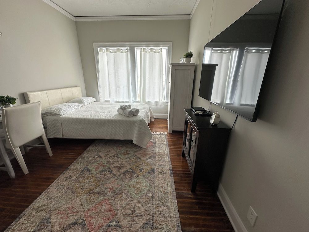 The Vurpillat Beachfront Hotel Small Studio 8